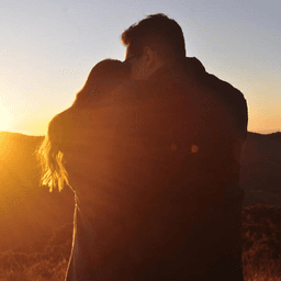 Imagem do casal Danilo e Renata